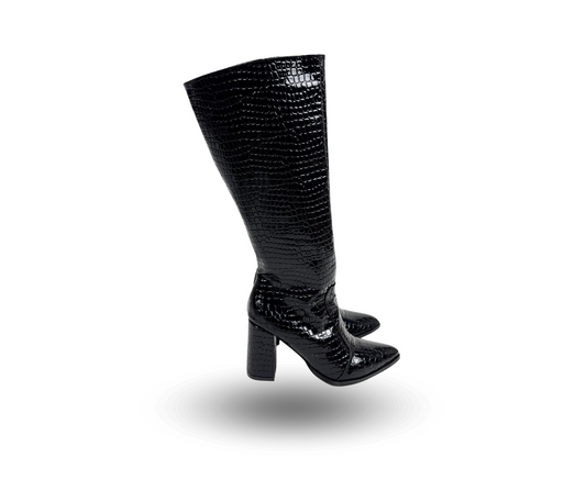 Charlotte Coco Black